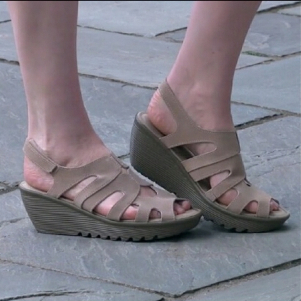 Skeckers Cali Parallel Memory Foam Wedge Sandals - image 2